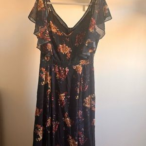 City chic dress 🌸🌺